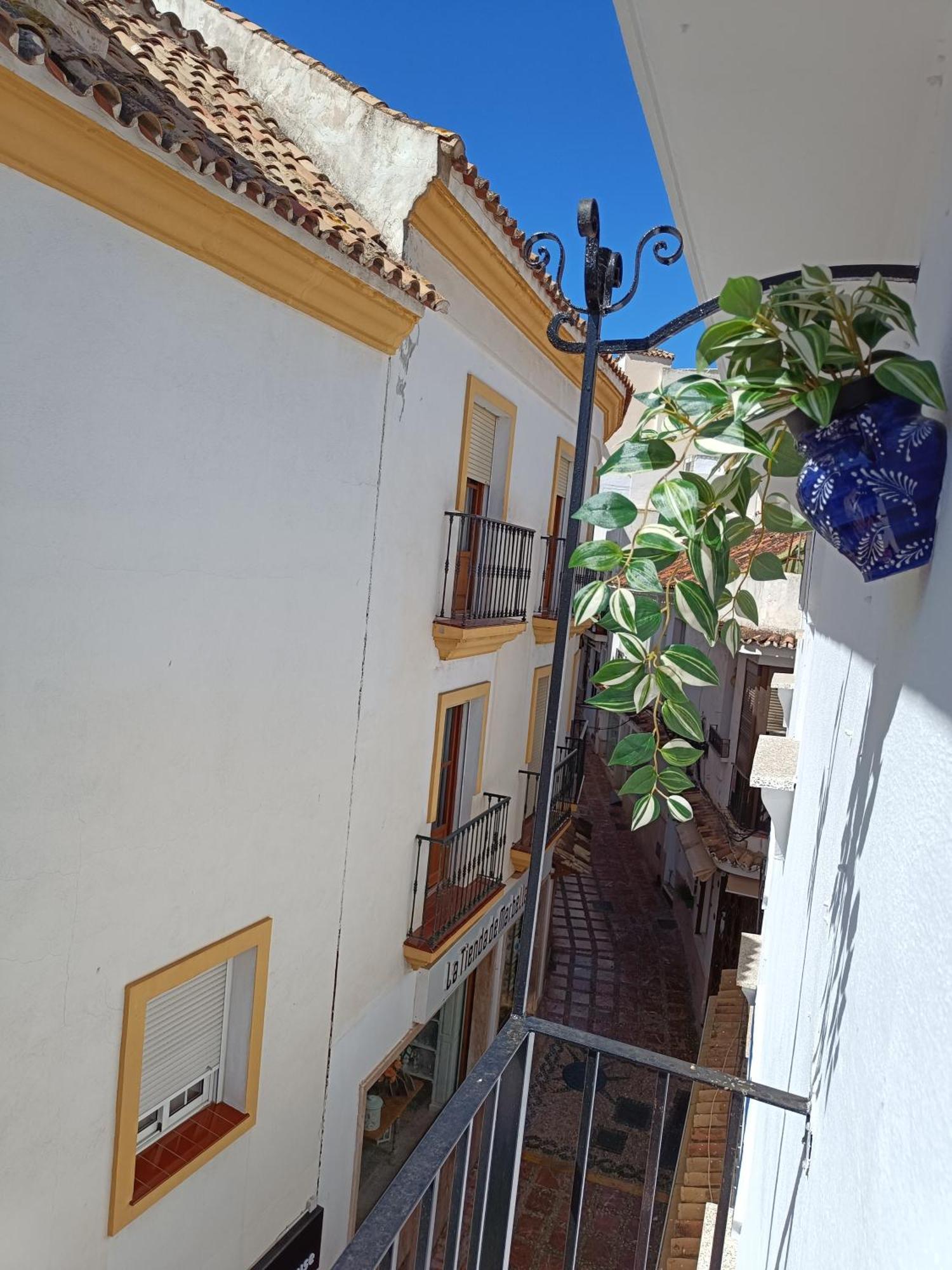 Acogedor Apt En Casco Historico Marbella Bagian luar foto
